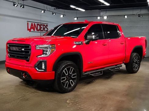 Used 2021 GMC Sierra 1500 AT4 w/ AT4 Value Package image 3