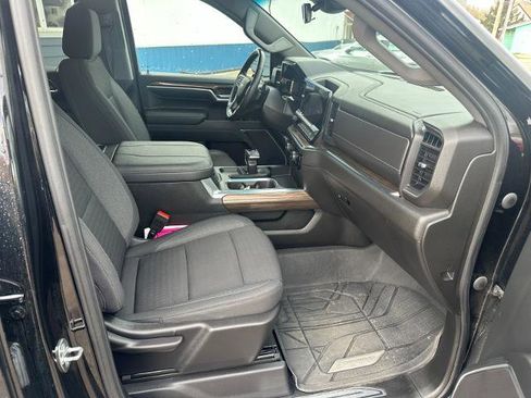 Used 2023 Chevrolet Silverado 1500 LT w/ Convenience Package II AWD/4WD image 22