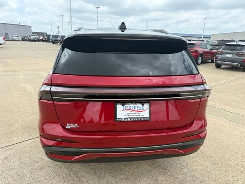 Used 2025 Lincoln Nautilus Reserve w/ Jet Appearance Package AWD/4WD image 6