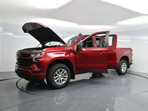 Used 2025 Chevrolet Silverado 1500 RST w/ Z71 Off-Road Package AWD/4WD image 52