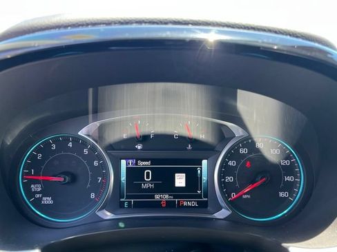 Used 2019 Chevrolet Traverse Premier w/ Driver Confidence II Package FWD image 11