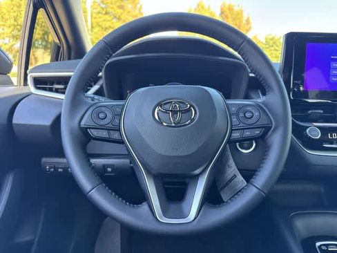 Used 2026 Toyota Corolla SE image 18