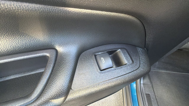 Used 2019 Chevrolet Equinox LT AWD/4WD image 29