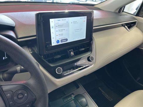 Used 2026 Toyota Corolla Cross L FWD image 19