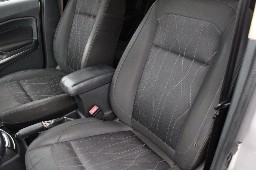 Used 2019 Ford EcoSport SE w/ SE Convenience Package AWD/4WD image 6