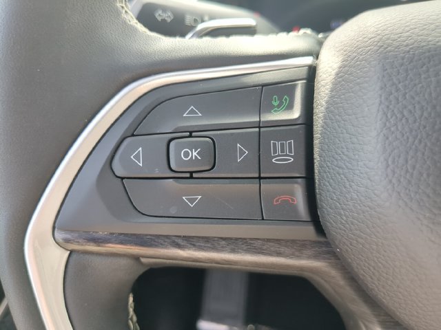 Used 2025 Jeep Grand Cherokee Limited RWD image 31