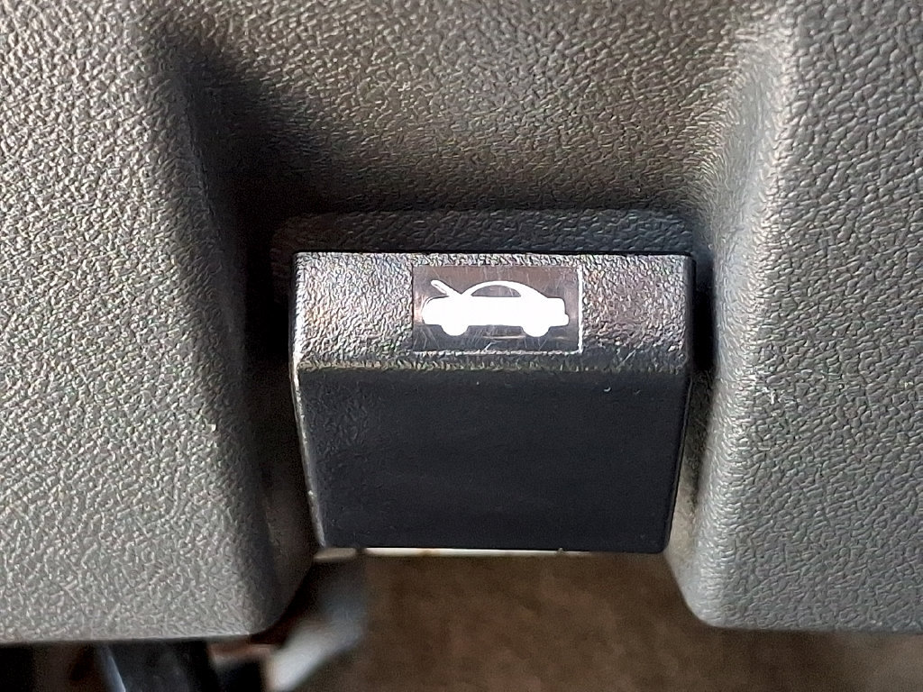 Used 2005 GMC Canyon SLE RWD image 21