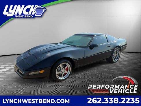 Used 1996 Chevrolet Corvette Coupe RWD image 1