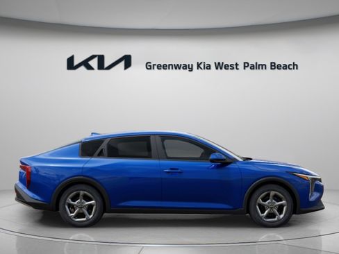 New 2026 Kia K4 FWD image 9