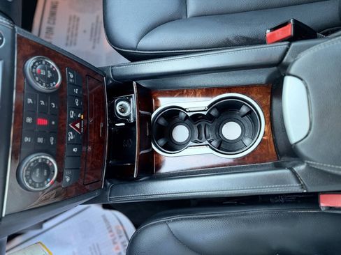 Used 2012 Mercedes-Benz GL 450 4MATIC image 16