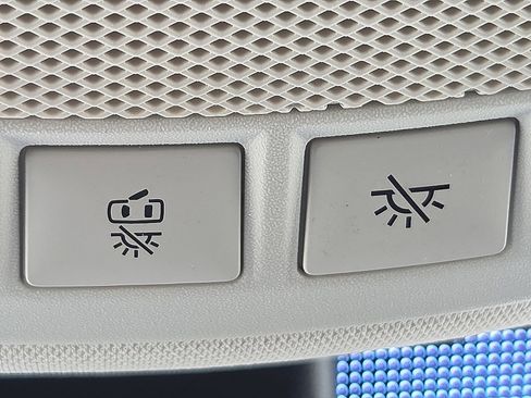 Used 2024 Ford Edge Titanium image 22