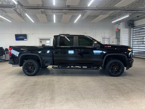 Certified 2021 Chevrolet Silverado 2500 LTZ w/ LTZ Plus Package AWD/4WD image 4