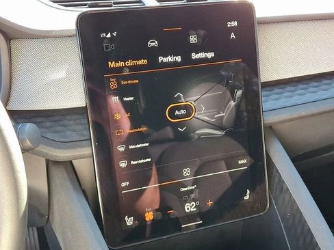 Used 2022 Polestar Polestar 2 w/ Pilot Package image 19