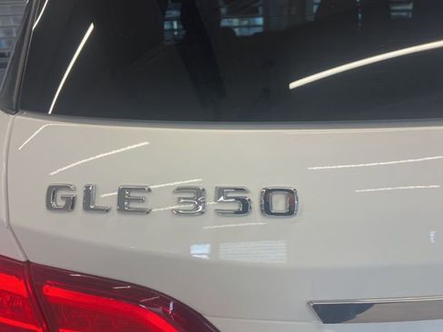 Used 2016 Mercedes-Benz GLE 350 4MATIC w/ Premium Package image 8