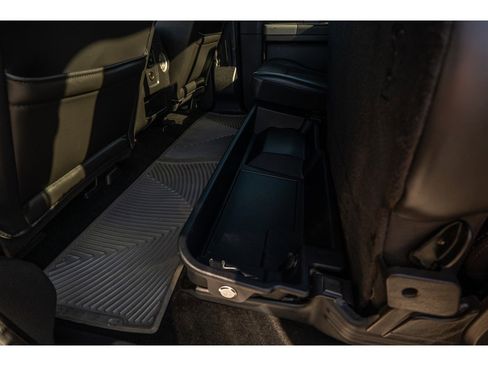 Used 2011 Ford F350 Lariat w/ Lariat Interior Pkg AWD/4WD image 19