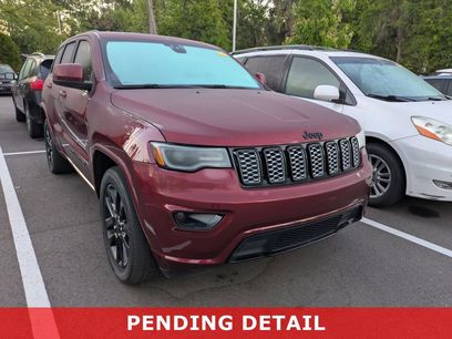 Used 2020 Jeep Grand Cherokee Altitude