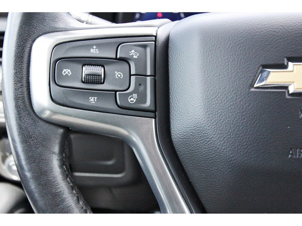 Used 2022 Chevrolet Tahoe LT w/ LT Signature Plus Package RWD image 18