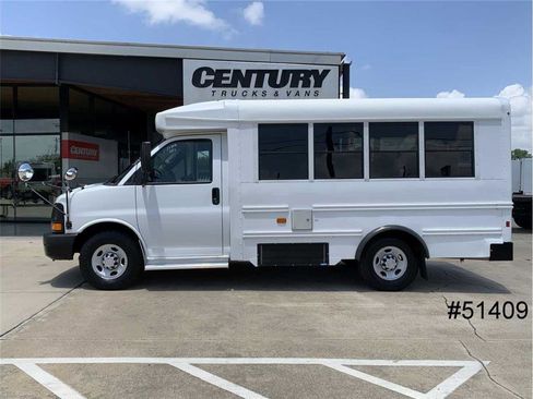 Used 2015 Chevrolet Express 3500 w/ School Bus Package image 4