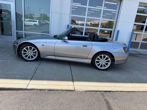 Used 2007 Honda S2000 image 16
