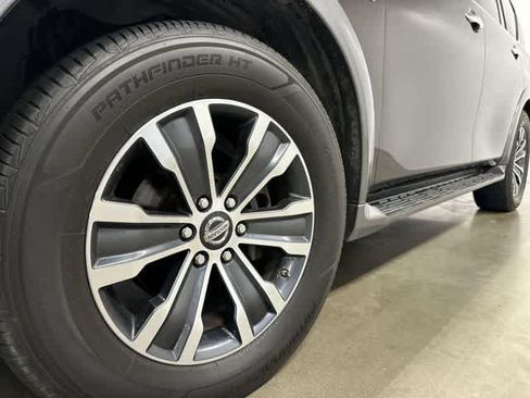 Used 2018 Nissan Armada SL w/ Premium Package AWD/4WD image 29