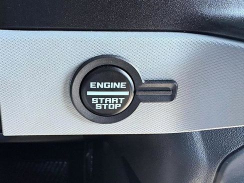 Used 2023 Ford Bronco Badlands image 27