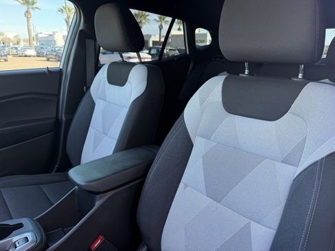 Used 2024 Chevrolet Trax RS w/ Driver Confidence Package image 12