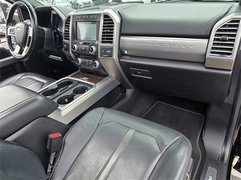 Used 2017 Ford F350 Platinum w/ Platinum Ultimate Package image 19