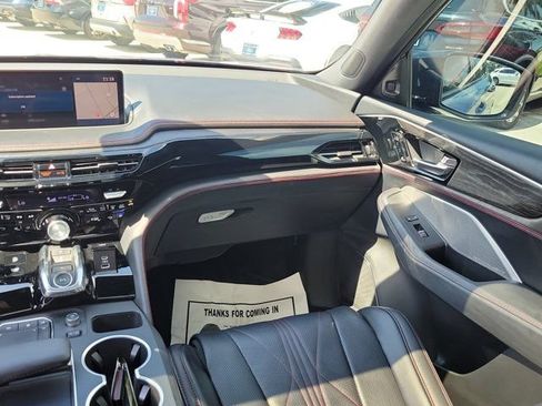 Used 2022 Acura MDX Type S AWD/4WD image 25