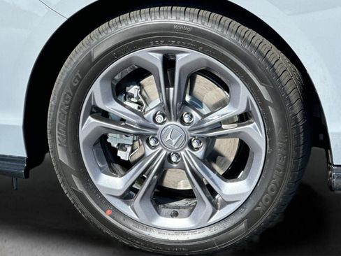 New 2025 Honda Accord EX-L image 32