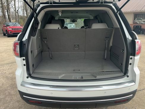 Used 2016 GMC Acadia SLT image 9