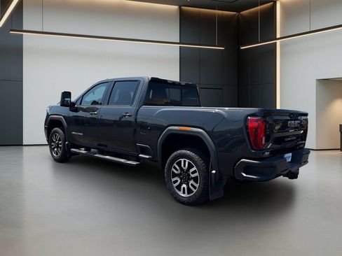Used 2020 GMC Sierra 2500 AT4 w/ AT4 Premium Package AWD/4WD image 3