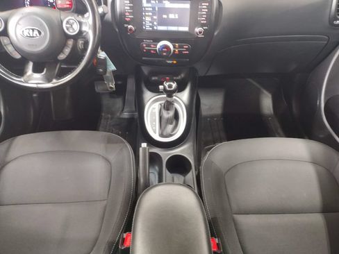 Used 2019 Kia Soul + FWD image 35