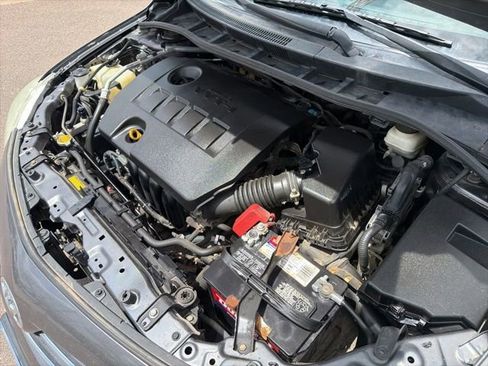 Used 2013 Toyota Corolla LE FWD image 10