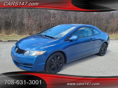 Used 2010 Honda Civic LX image 1