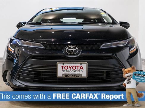 Used 2024 Toyota Corolla LE FWD image 2