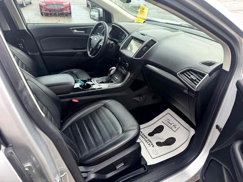Used 2017 Ford Edge SEL w/ Equipment Group 201A image 12