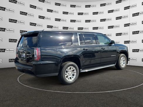 Used 2019 GMC Yukon XL SLT image 6