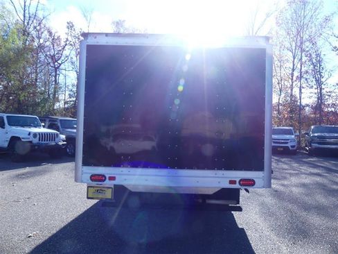 Used 2023 Ford Transit 350 image 6