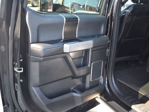 Used 2018 Ford F150 Platinum w/ Equipment Group 701A Luxury image 10