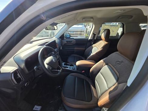 New 2025 Ford Bronco Sport Outer Banks image 9