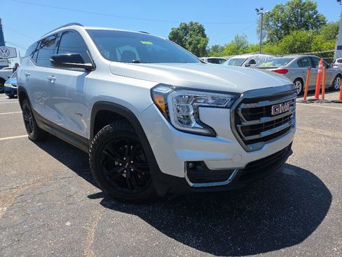 Used 2022 GMC Terrain AT4 AWD/4WD image 1