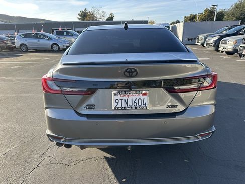 Used 2025 Toyota Camry XSE image 3