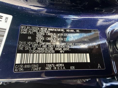 Used 2023 Toyota Highlander XLE image 38