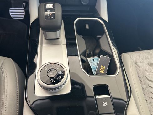 New 2025 Mitsubishi Outlander AWD image 48