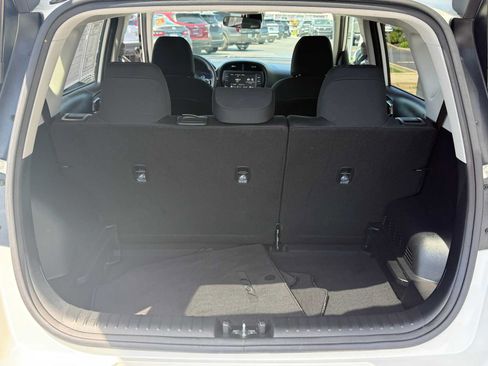Used 2025 Kia Soul LX w/ LX Technology Package FWD image 28