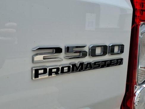 Used 2023 RAM ProMaster 2500 FWD image 22