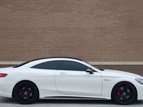 Used 2017 Mercedes-Benz S 63 AMG 4MATIC Coupe image 3
