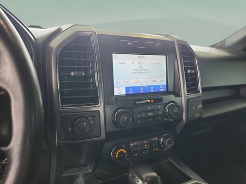 Used 2020 Ford F150 XLT w/ Equipment Group 302A Luxury RWD image 12