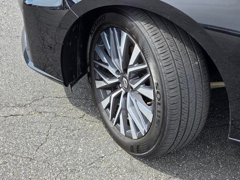 Used 2025 Nissan Altima 2.5 SV FWD image 27
