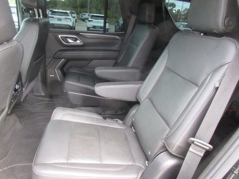 Used 2021 Chevrolet Tahoe Z71 w/ Z71 Signature Package AWD/4WD image 15